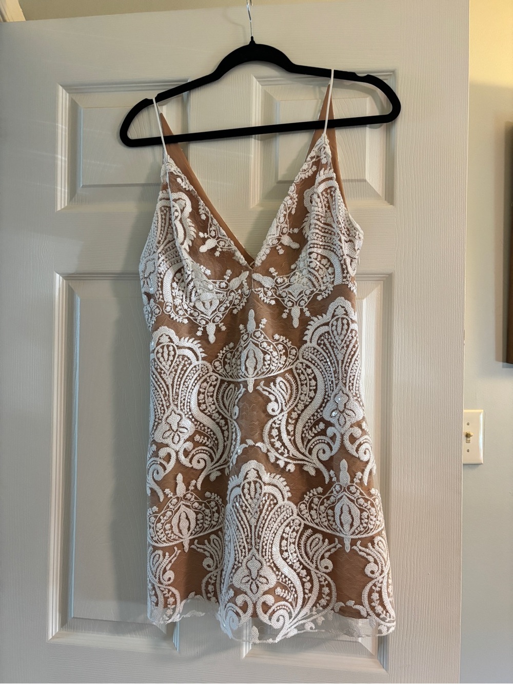 Free People Lace Overlay Mini Slip Dress in Tan and White size 6